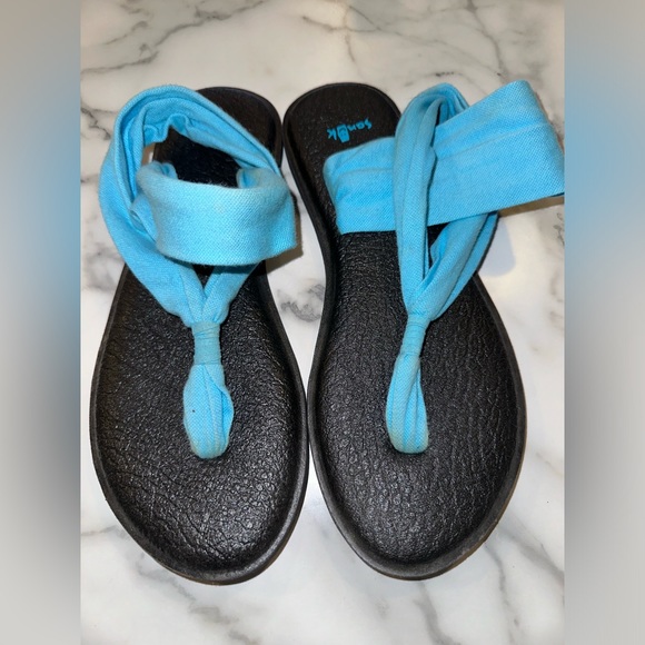 Sanuk yoga mat sandals - Picture 1 of 4